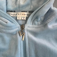 Load image into Gallery viewer, Retro max studio tracksuit