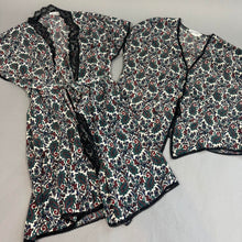 Load image into Gallery viewer, Vintage Lily of France two piece sleep set