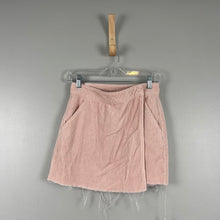 Load image into Gallery viewer, PacSun corduroy skirt
