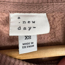 Load image into Gallery viewer, A . New day pullover
