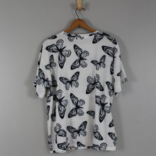 Load image into Gallery viewer, SHEIN butterfly t-shirt
