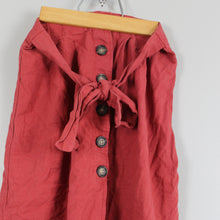 Load image into Gallery viewer, Cali 1850 linen skirt
