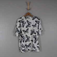 Load image into Gallery viewer, SHEIN butterfly t-shirt
