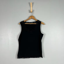 Load image into Gallery viewer, Basic black tank top
