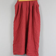 Load image into Gallery viewer, Cali 1850 linen skirt
