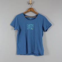 Load image into Gallery viewer, Retro Woolrich t-shirt
