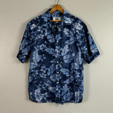 Load image into Gallery viewer, Joseph Abboud dress shirt
