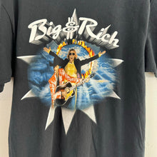 Load image into Gallery viewer, Vintage big &amp; rich t-shirt
