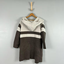 Load image into Gallery viewer, Lulus hooded sweater
