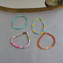 Load image into Gallery viewer, Beaded bracelet set
