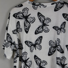 Load image into Gallery viewer, SHEIN butterfly t-shirt
