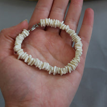 Load image into Gallery viewer, Retro Seashell bracelet
