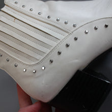 Load image into Gallery viewer, Circus by Sam Edelman booties
