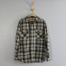 Load image into Gallery viewer, Vintage carhartt plaid shirt
