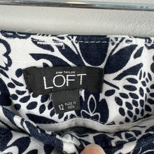 Load image into Gallery viewer, LOFT patterned pants

