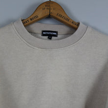 Load image into Gallery viewer, Pretty little thing cropped sweatshirt
