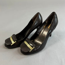 Load image into Gallery viewer, Retro tahari heels
