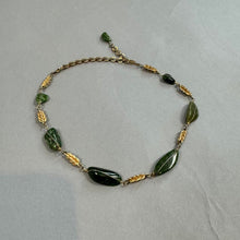 Load image into Gallery viewer, Vintage crystal necklace
