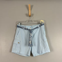 Load image into Gallery viewer, Vintage petite sophisticate shorts
