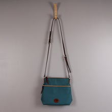 Load image into Gallery viewer, Dooney &amp; Bourke crossbody
