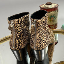 Load image into Gallery viewer, Dolce Vita cheetah booties
