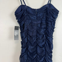 Load image into Gallery viewer, Lulus lace dress
