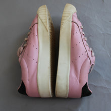 Load image into Gallery viewer, Adidas classic pink sneaker
