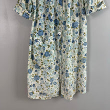 Load image into Gallery viewer, Vintage floral nightgown
