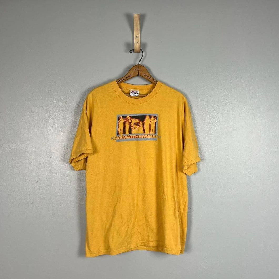 vintage Dave Matthew’s band t-shirt