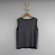 Load image into Gallery viewer, Dressbarn dressy tank
