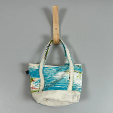 Load image into Gallery viewer, Vintage old navy bag
