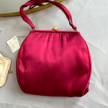 Load image into Gallery viewer, Vintage MM evening bag
