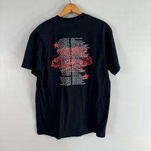 Load image into Gallery viewer, Vintage Brooks &amp; Dunn t-shirt
