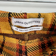 Load image into Gallery viewer, Urban outfitters plaid pants
