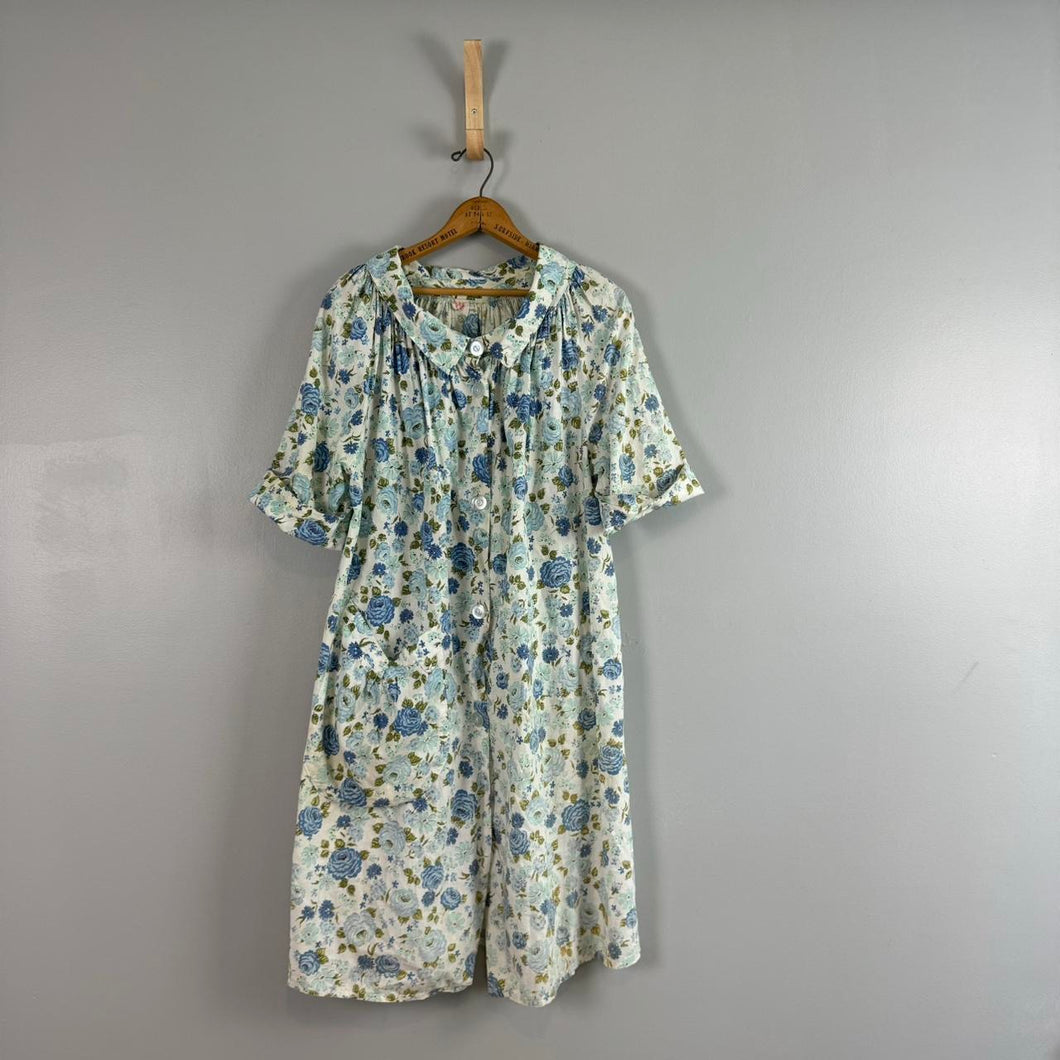 Vintage floral nightgown