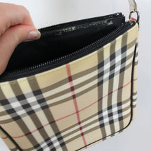 Load image into Gallery viewer, Burberry London crossbody
