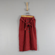 Load image into Gallery viewer, Cali 1850 linen skirt
