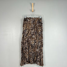 Load image into Gallery viewer, Retro Chico’s animal print skirt
