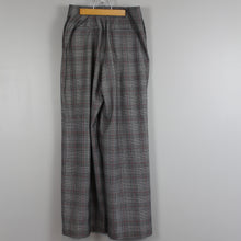 Load image into Gallery viewer, New York &amp; Company plaid pants
