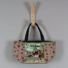 Load image into Gallery viewer, Retro New York mini purse
