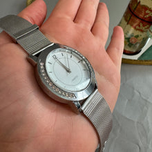 Load image into Gallery viewer, Quartz silver watch
