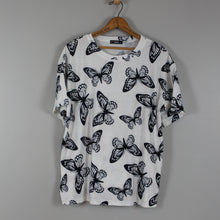 Load image into Gallery viewer, SHEIN butterfly t-shirt
