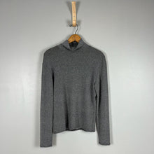 Load image into Gallery viewer, Vintage Carlisle turtleneck
