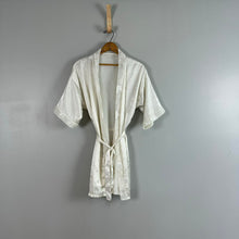 Load image into Gallery viewer, Vintage Petra fashions robe
