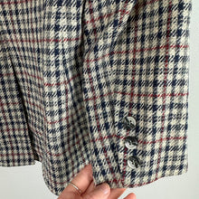 Load image into Gallery viewer, Vintage John Meyer blazer
