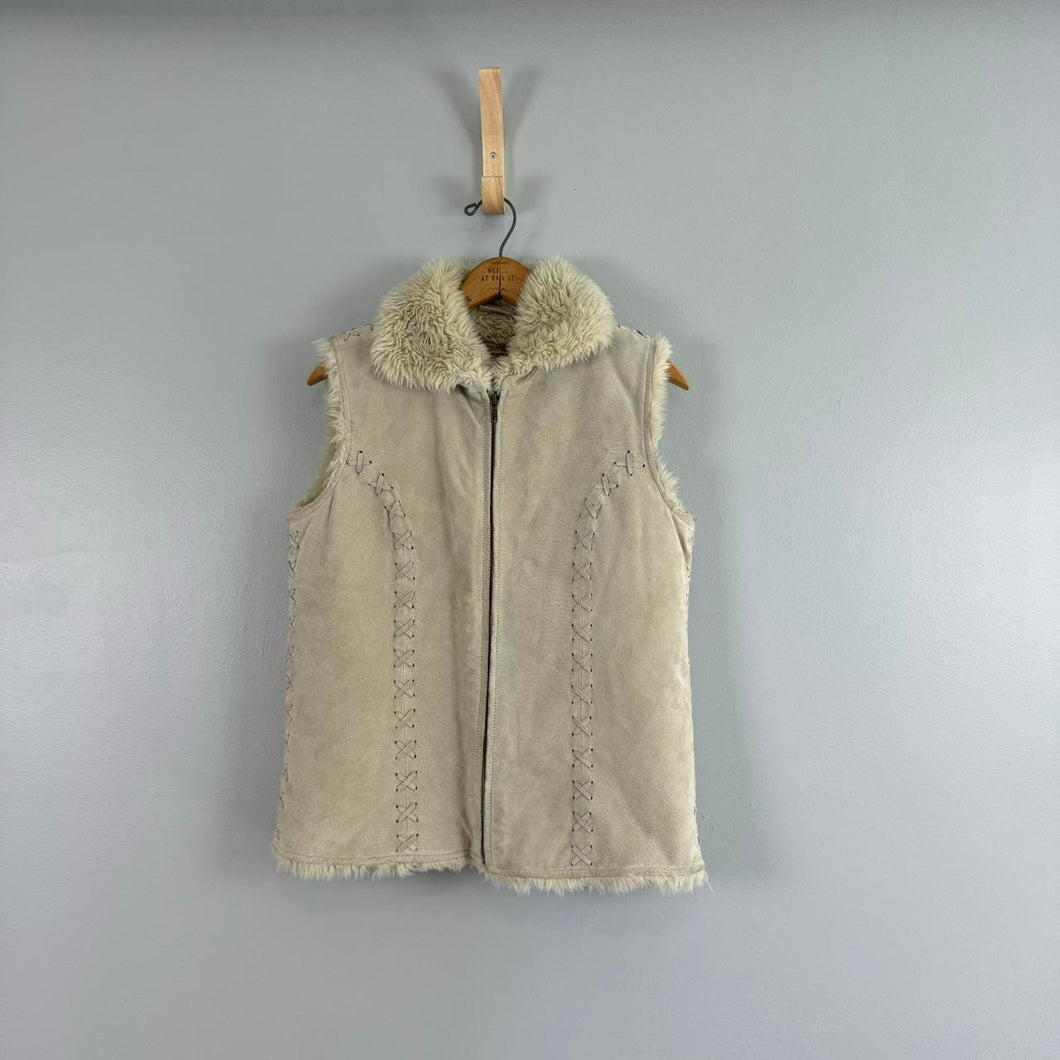 Retro ruff hewn zip up vest