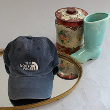 Load image into Gallery viewer, Vintage north face hat
