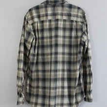 Load image into Gallery viewer, Vintage carhartt plaid shirt
