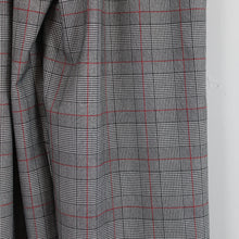 Load image into Gallery viewer, New York &amp; Company plaid pants
