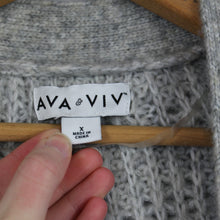 Load image into Gallery viewer, Ava &amp; Viv cardigan
